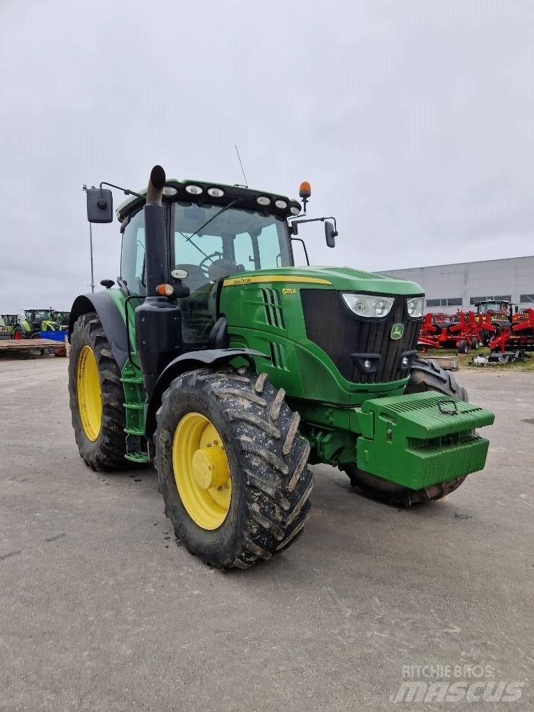John Deere 6215 R Traktorji