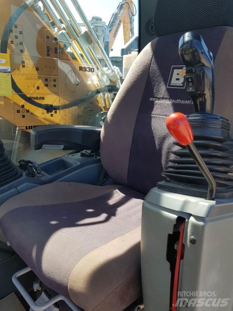 Liebherr R930 Bagri goseničarji