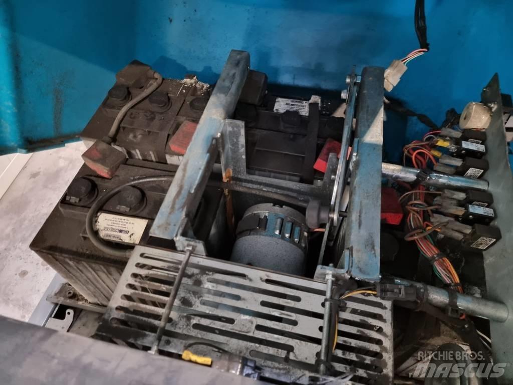 Tennant S12 Cestni pometači