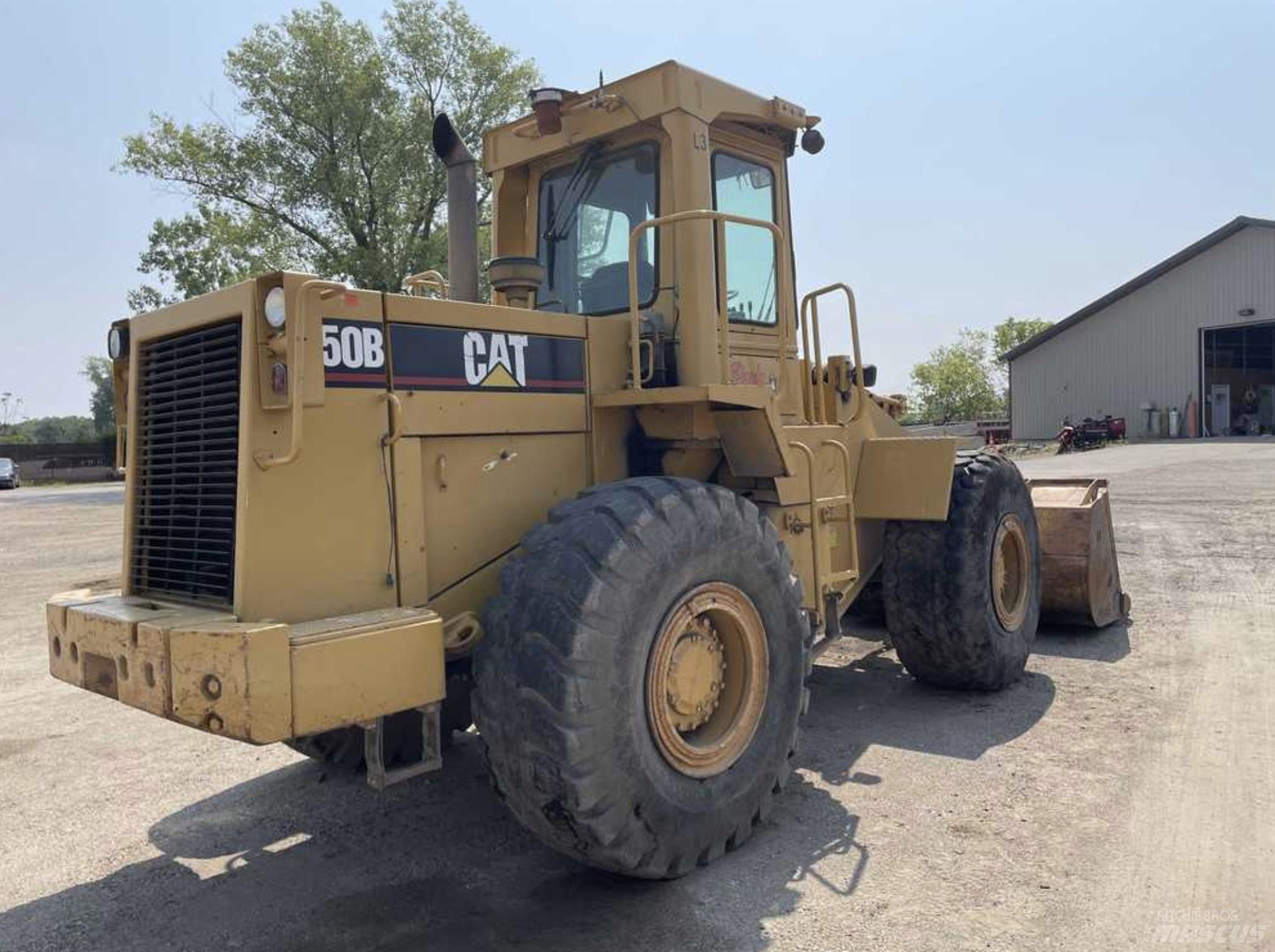 CAT 950 B Kolesni nakladalci