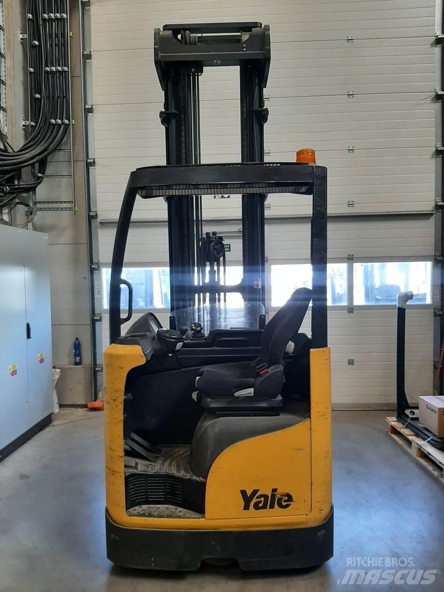 Yale MR14 Viličarji s pomičnim teleskopom