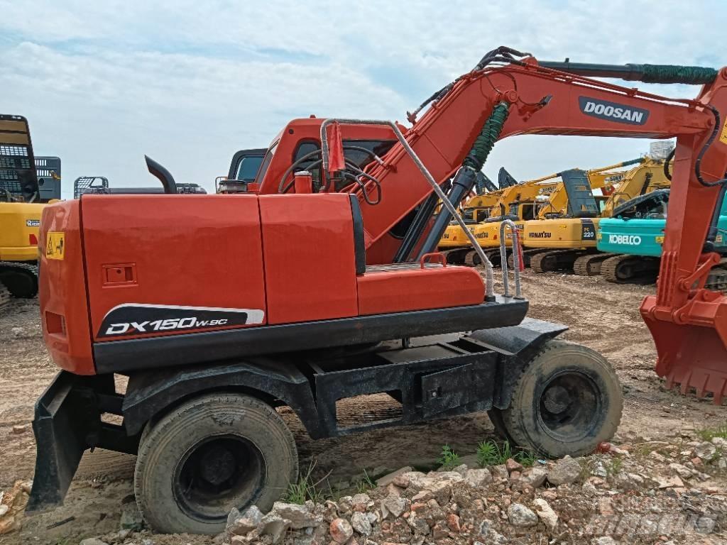 Doosan DH 150 W-7 Bagri goseničarji