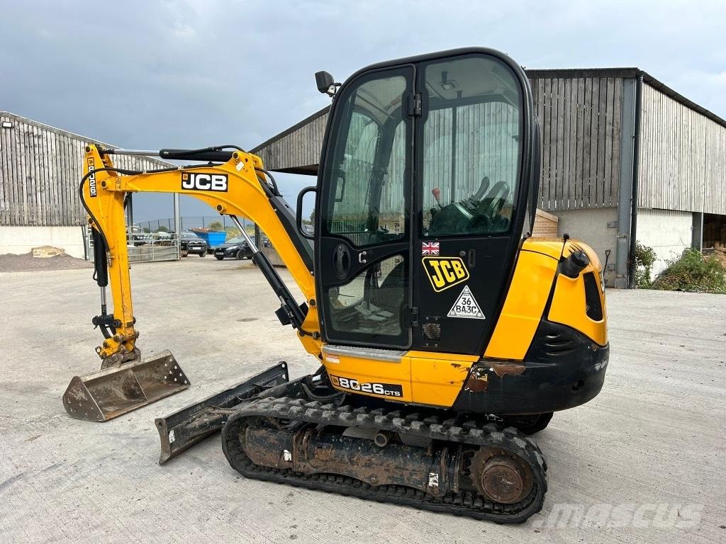 JCB 8026 CTS Mini bagri <7t