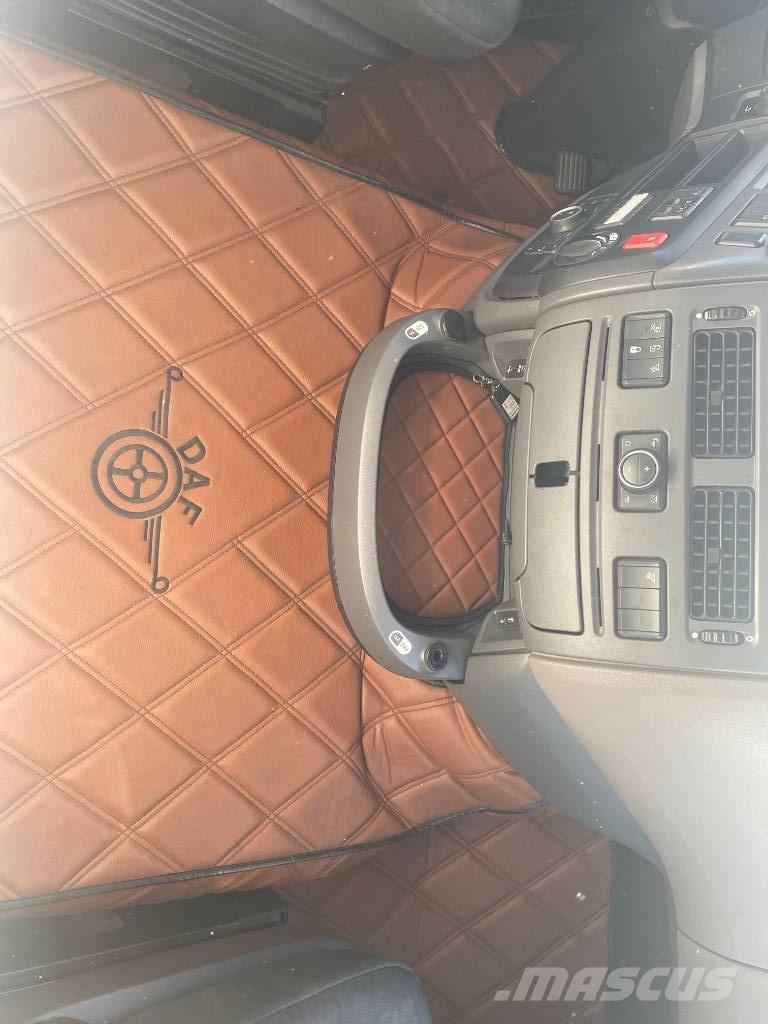 DAF XF 530 FTT Vlačilci