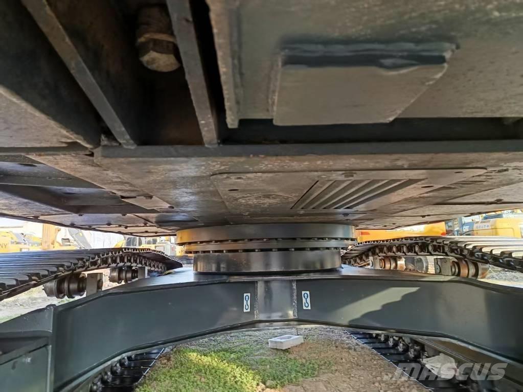 Hyundai 220-9s Bagri goseničarji