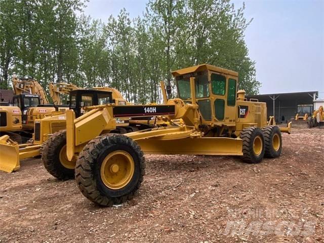 CAT 140 H Grederji