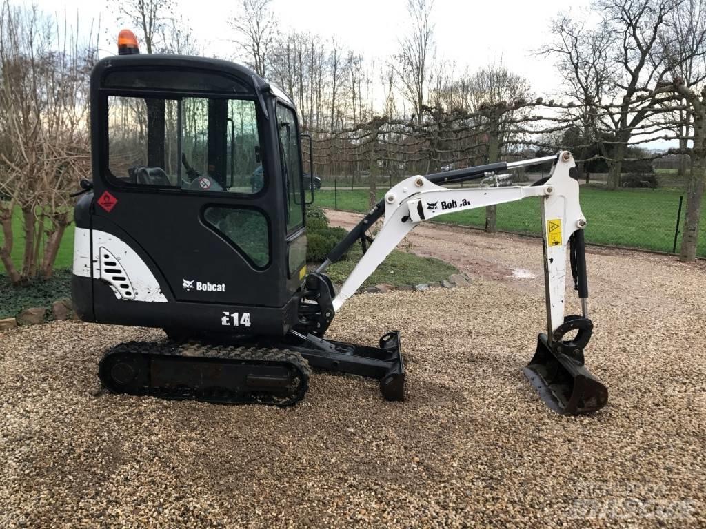 Bobcat adf Mini bagri <7t