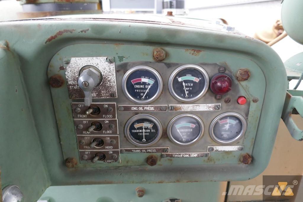 CAT D7F Ex-army Buldožerji goseničarji