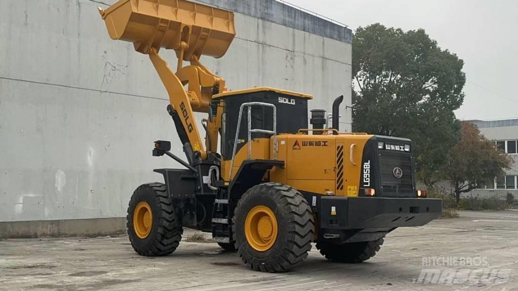 SDLG LG 958 L Kolesni nakladalci