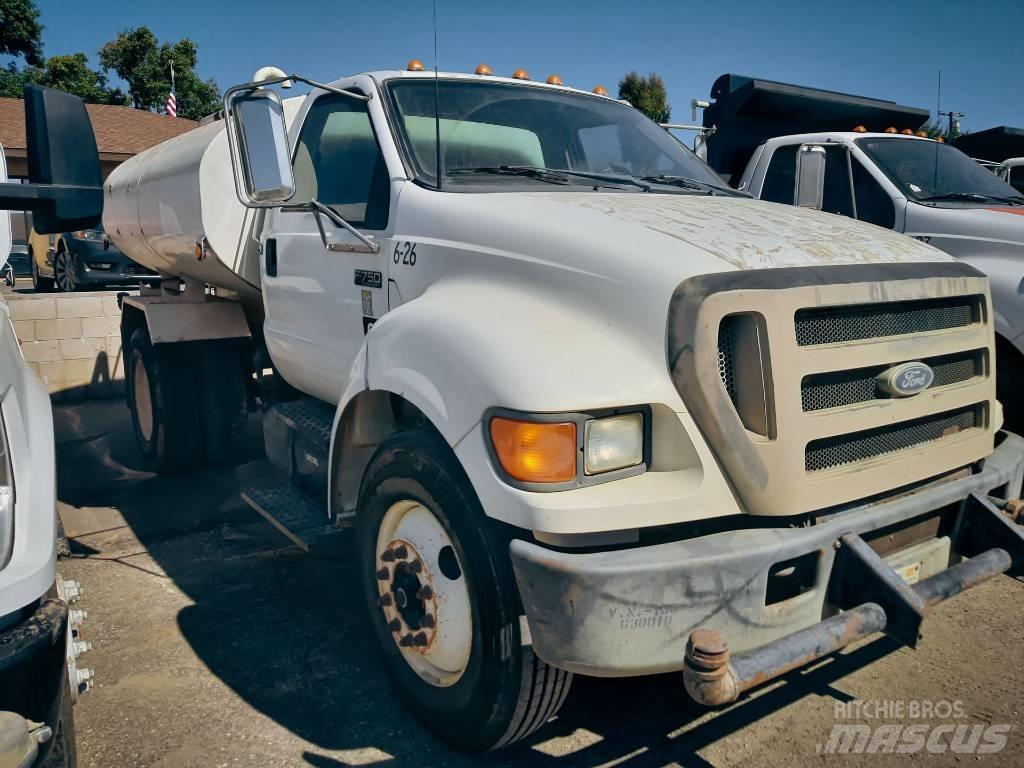 Ford F 750 XL SD Tovornjaki za vodo