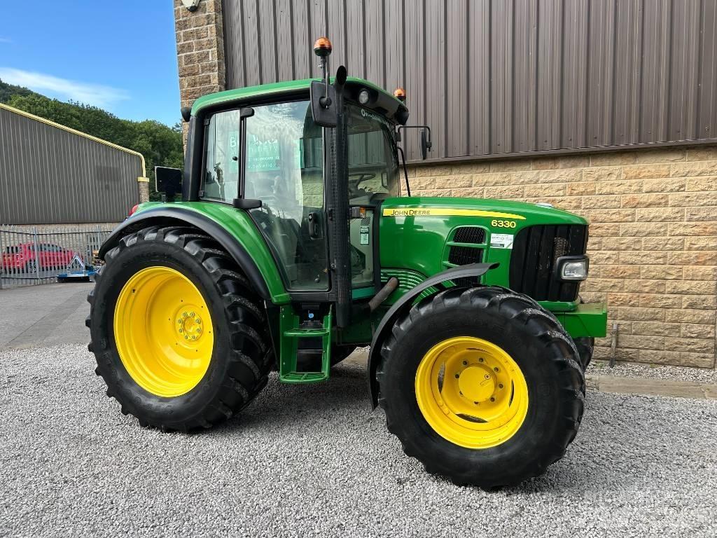 John Deere 6330 Traktorji
