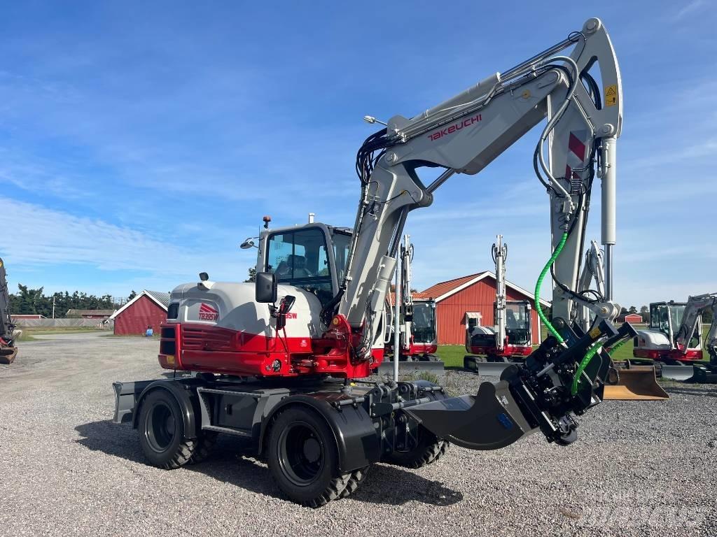 Takeuchi TB 395 W Bagri na kolesih