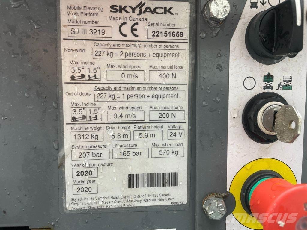 SkyJack SJ3219 Škarjaste dvižne ploščadi