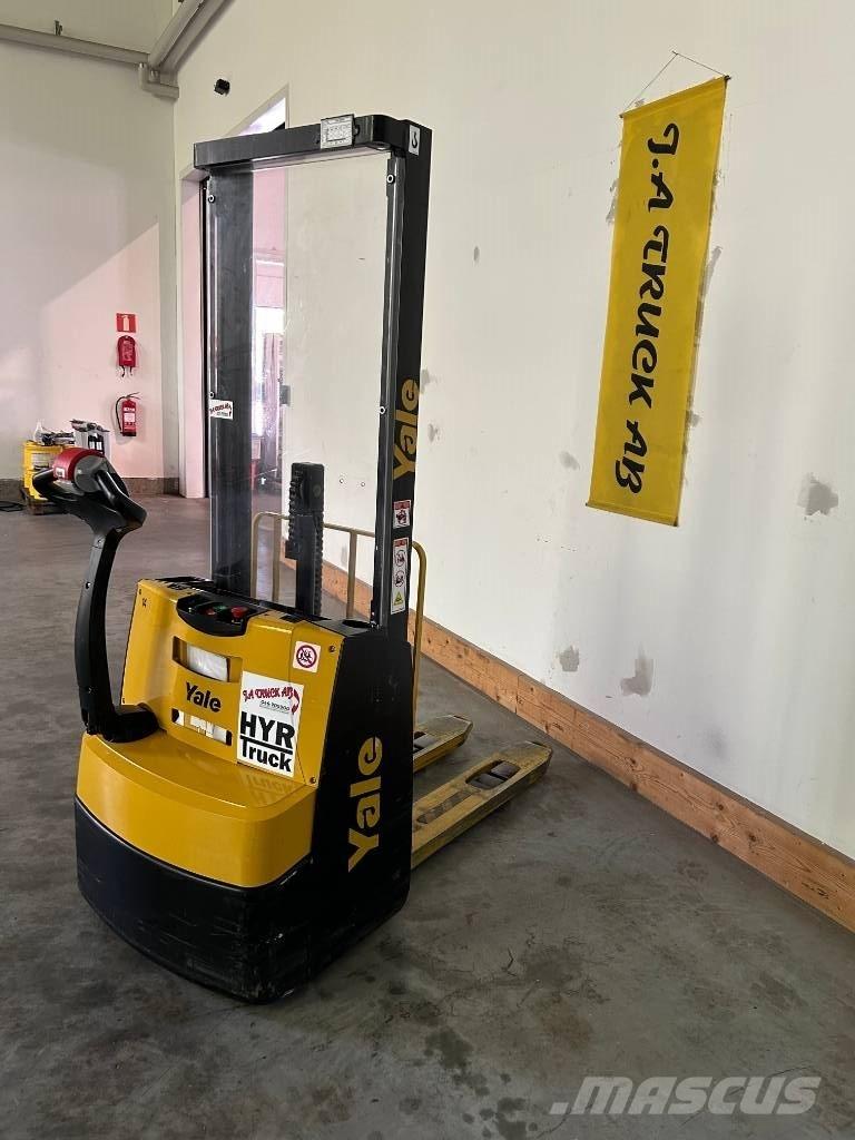 Yale MS 10 E Ročni električni viličar