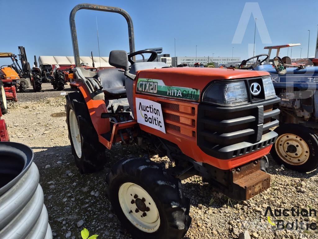 Hitachi CTX20 Traktorji