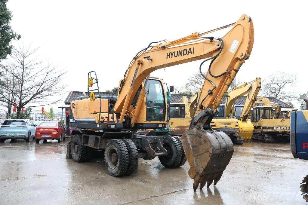 Hyundai 150W-9 Bagri na kolesih