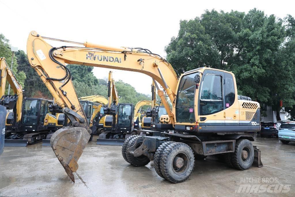 Hyundai 150W-9 Bagri na kolesih
