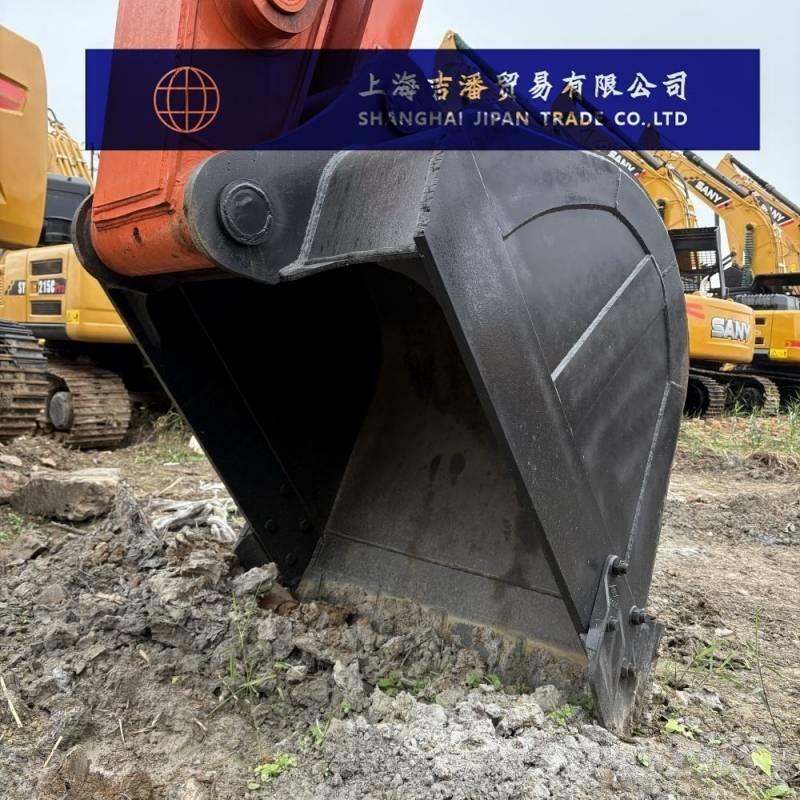 Hitachi ZX 210 Bagri goseničarji