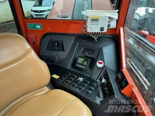 Ditch Witch JT 30 AT Oprema za vodoravno smerno vrtanje