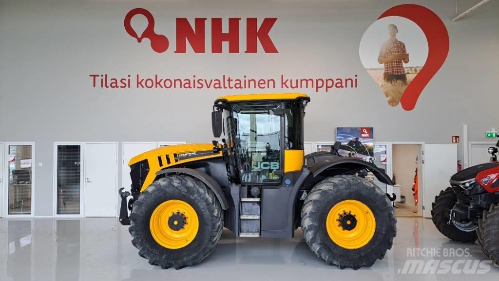 JCB Fastrac 4220 Traktorji