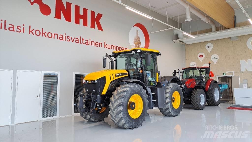 JCB Fastrac 4220 Traktorji