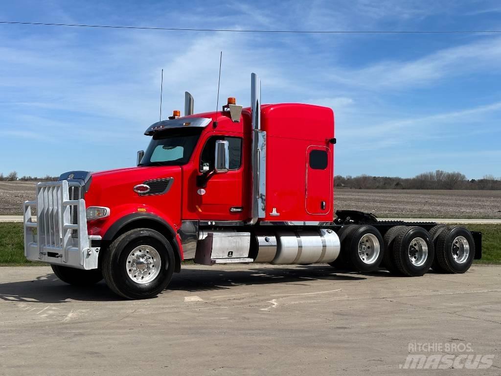Peterbilt 567 Vlačilci