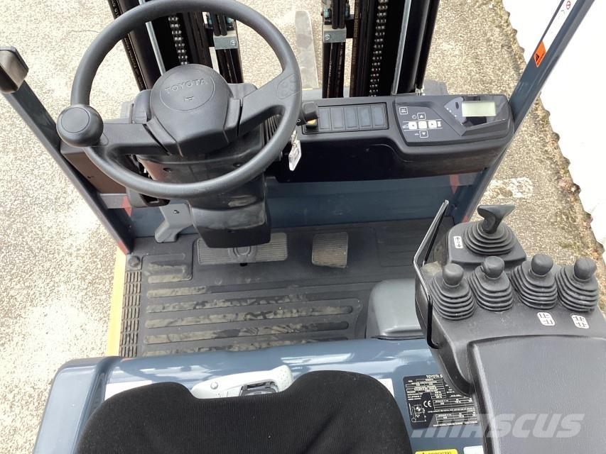 Toyota 7FBEST13 Električni viličarji