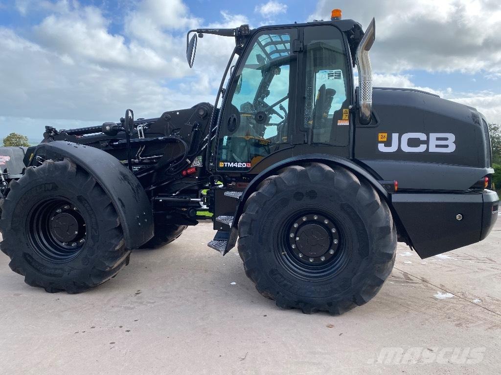 JCB TM420s Kmetijski teleskopski nakladalci