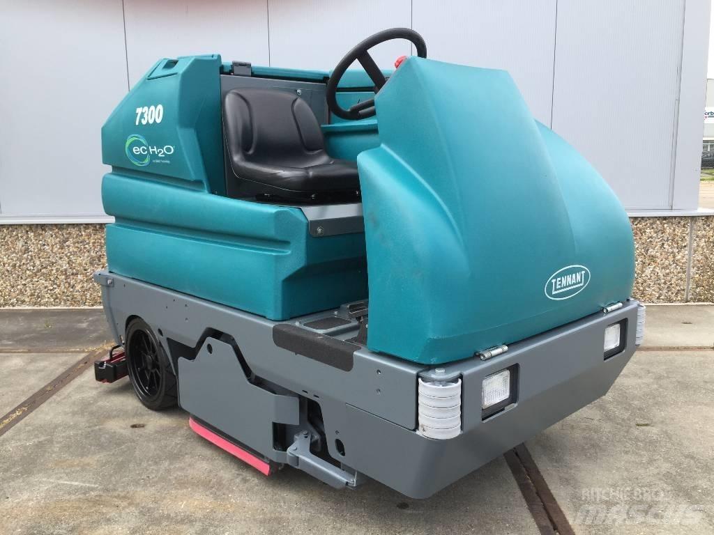 Tennant 7300 Cestni pometači