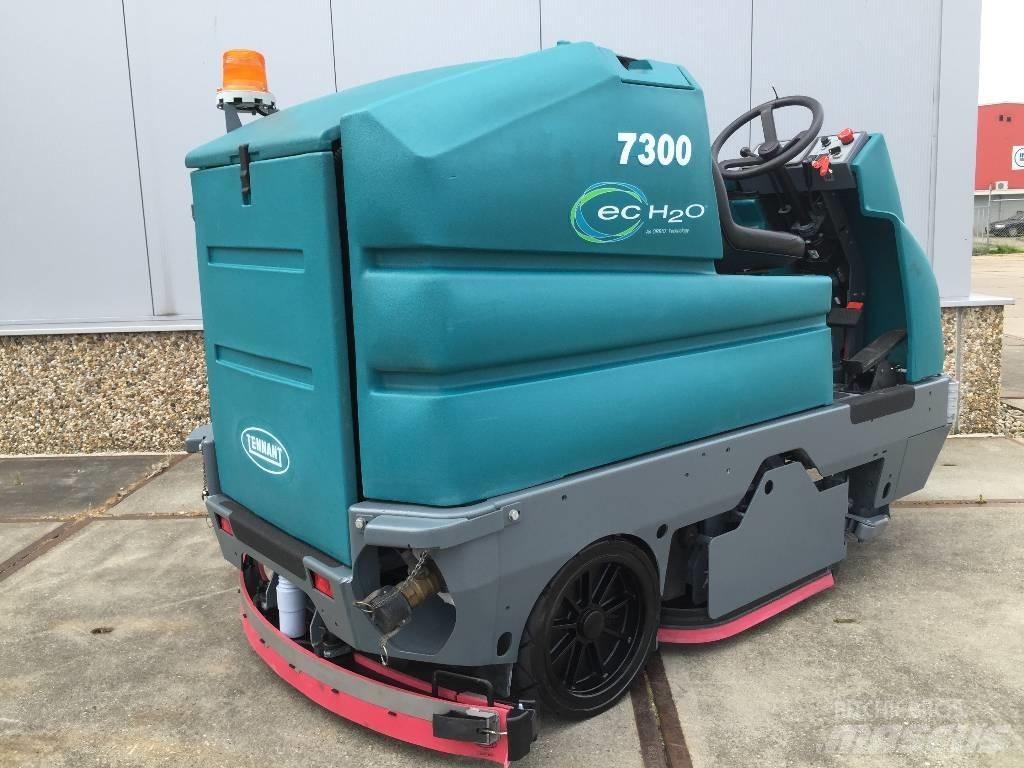 Tennant 7300 Cestni pometači