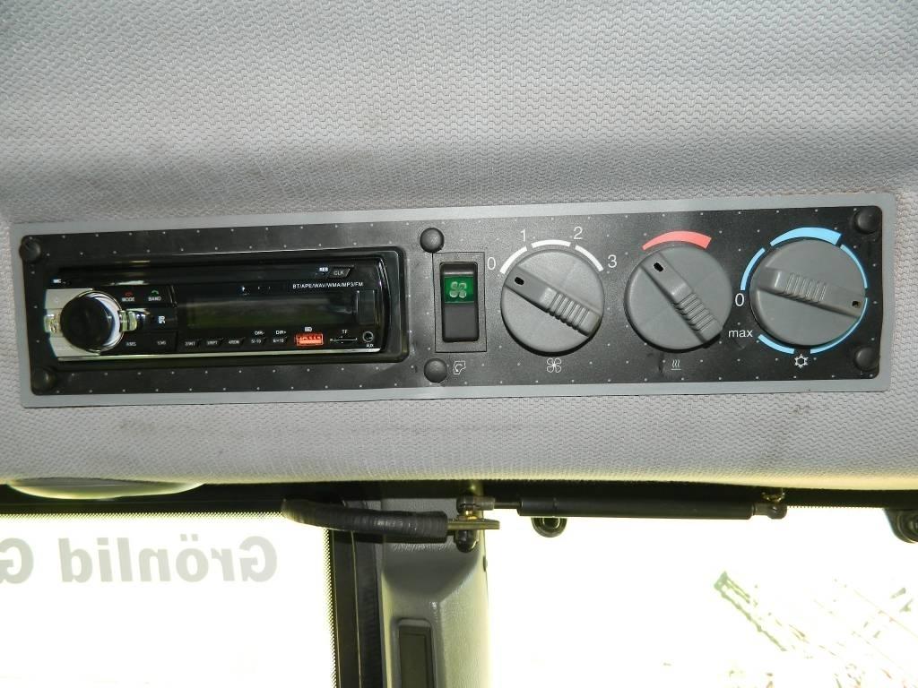 Valtra T 140 Traktorji