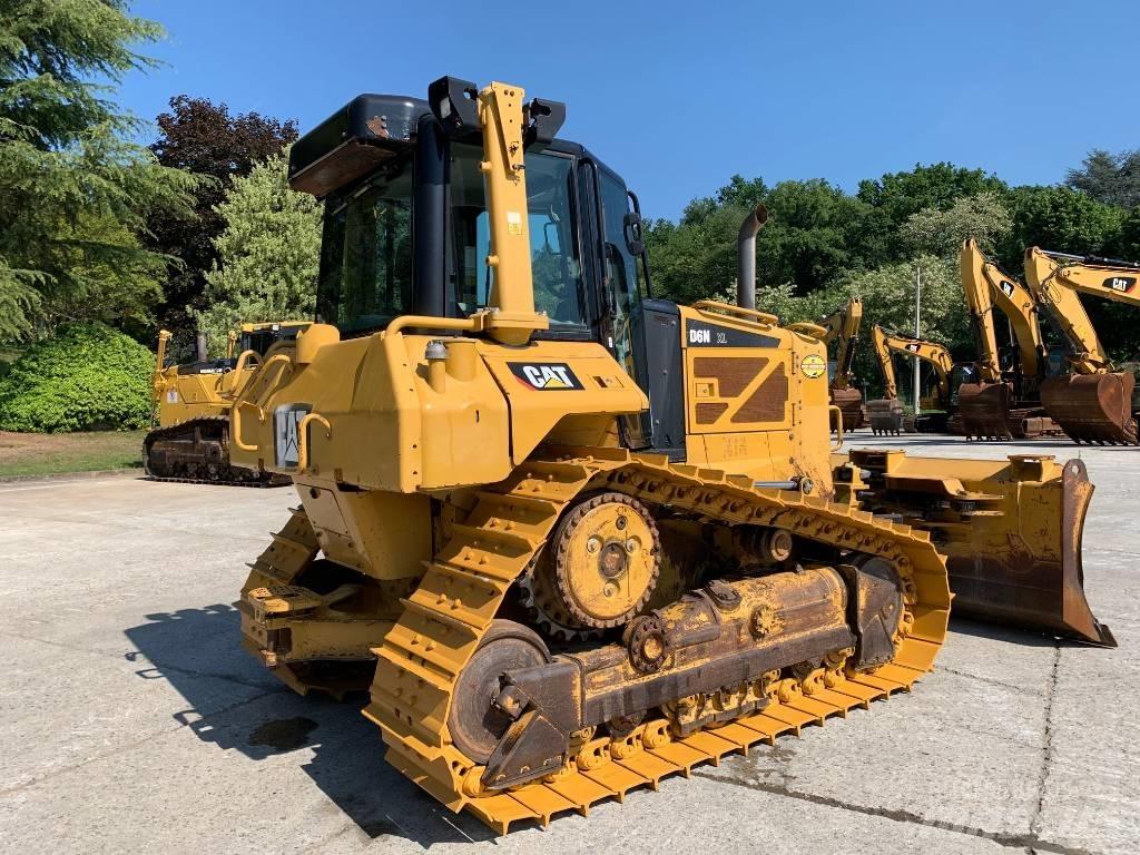 CAT D 6 N XL Buldožerji goseničarji