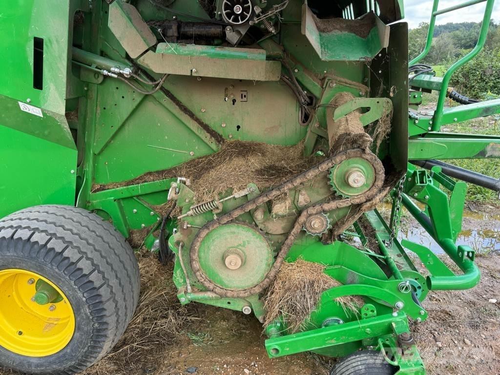 John Deere F441M Balirke (okrogle bale)