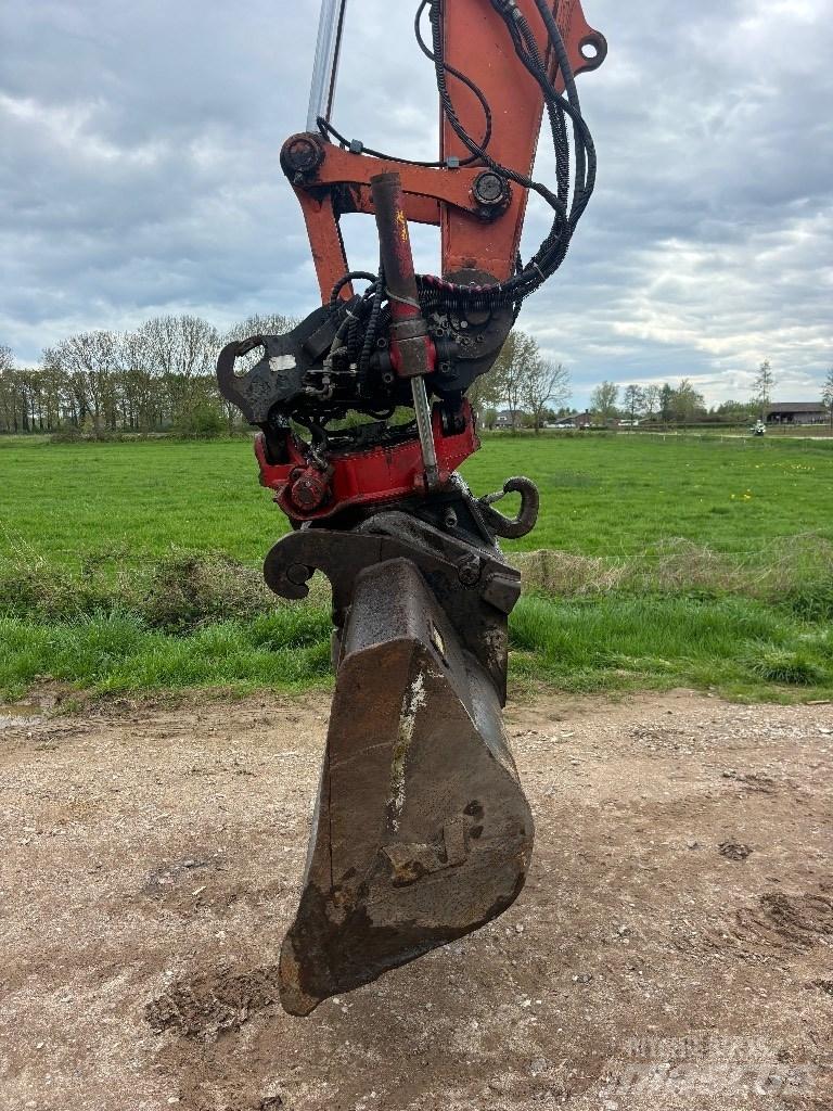 Hitachi ZX 140 W T-3 Bagri na kolesih