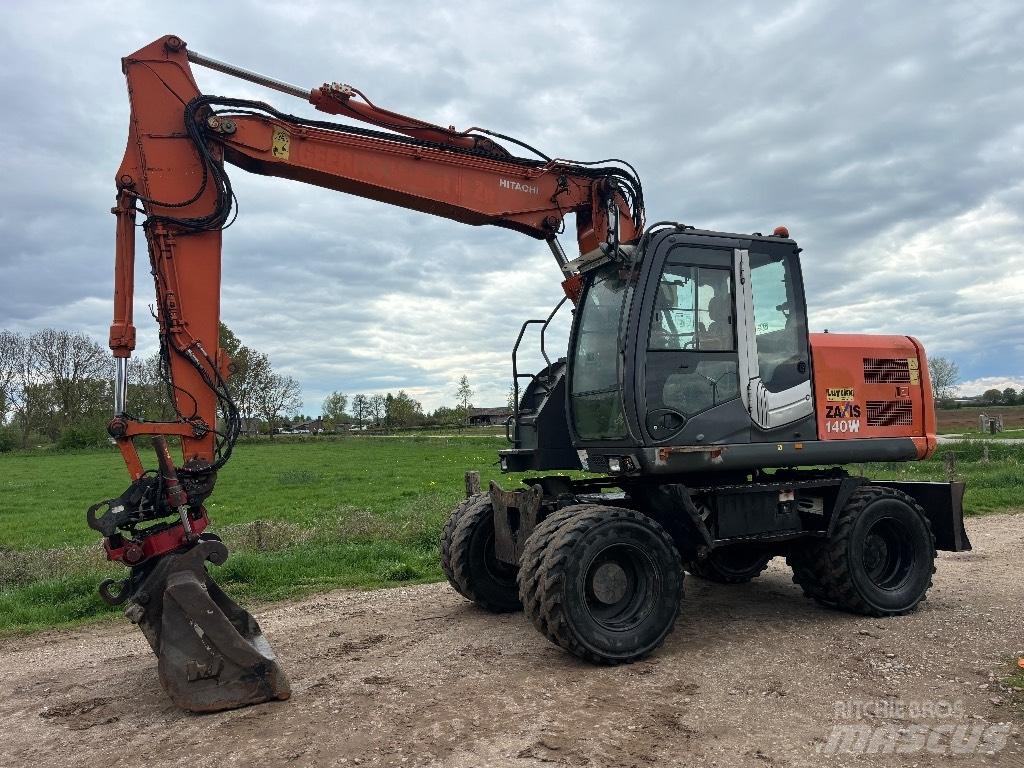 Hitachi ZX 140 W T-3 Bagri na kolesih