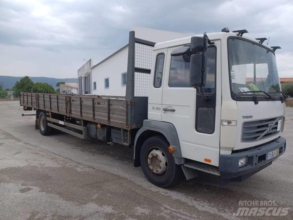 Volvo FL6 180 Tovornjaki s kesonom/platojem