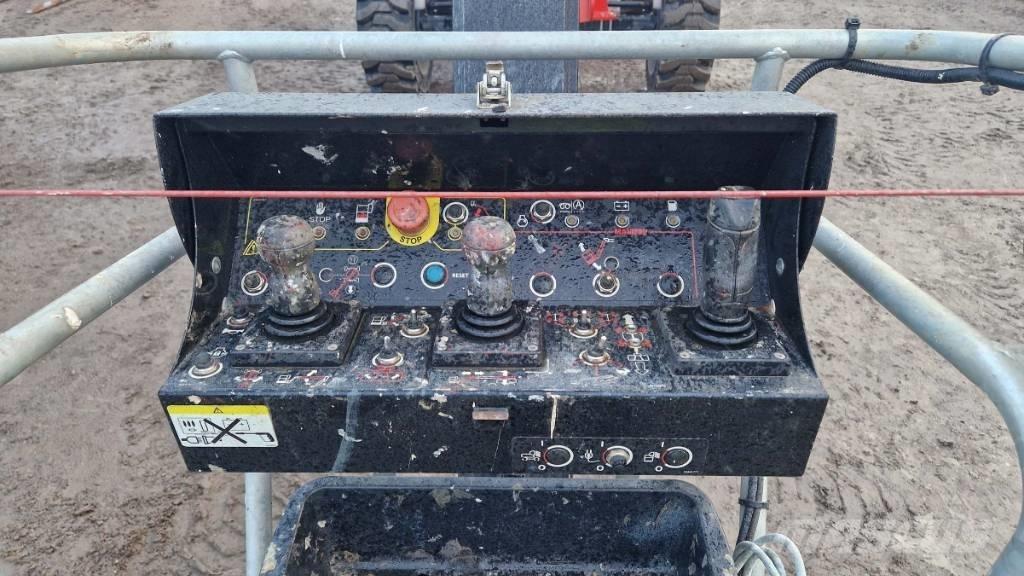 Manitou 200 ATJ Zglobne dvižne ploščadi
