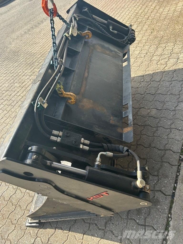 KST 4 i en skovl Žlice