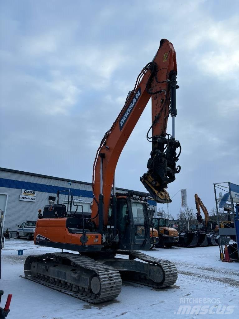 Doosan DX 255 LC-7 Bagri goseničarji