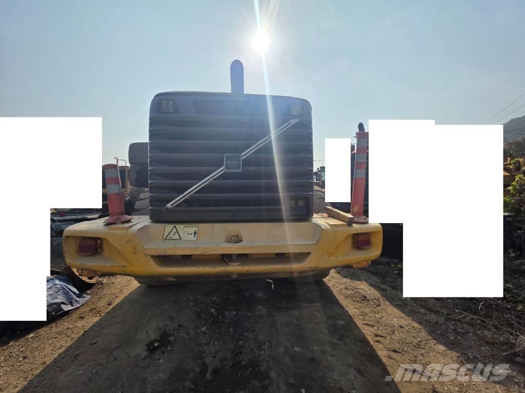 Volvo L 150 E Kolesni nakladalci