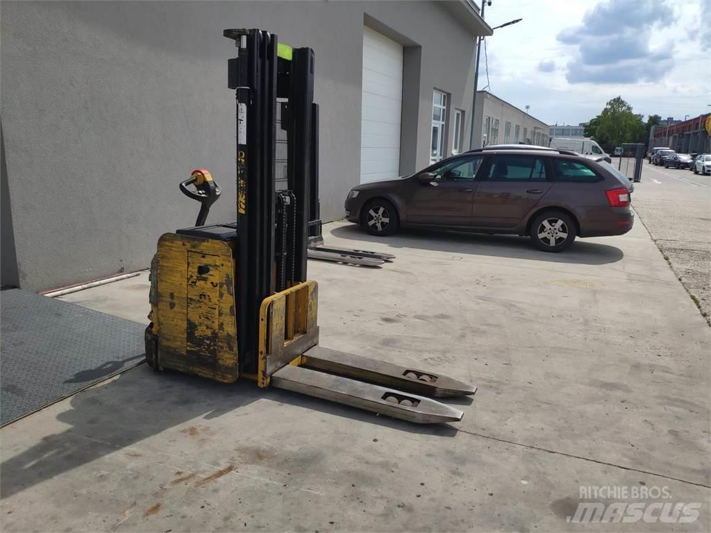 Yale MS16 AC Ročni električni viličar