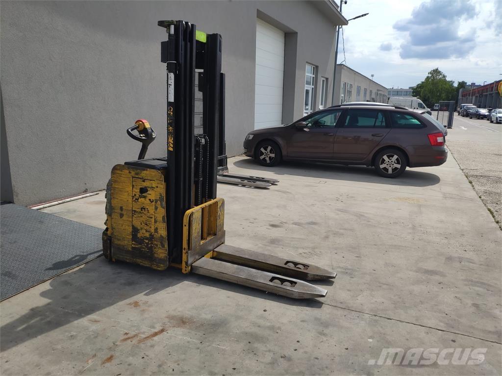 Yale MS16 AC Samopogonski ročni viličarji