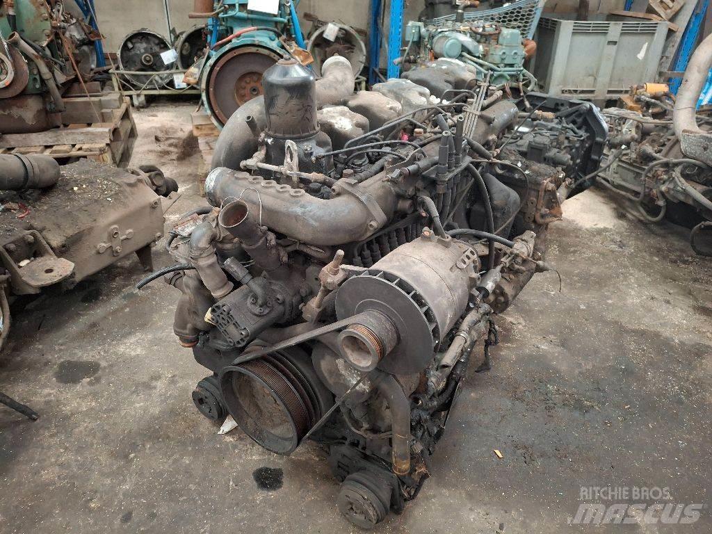 Renault 6 CILINDER Motorji