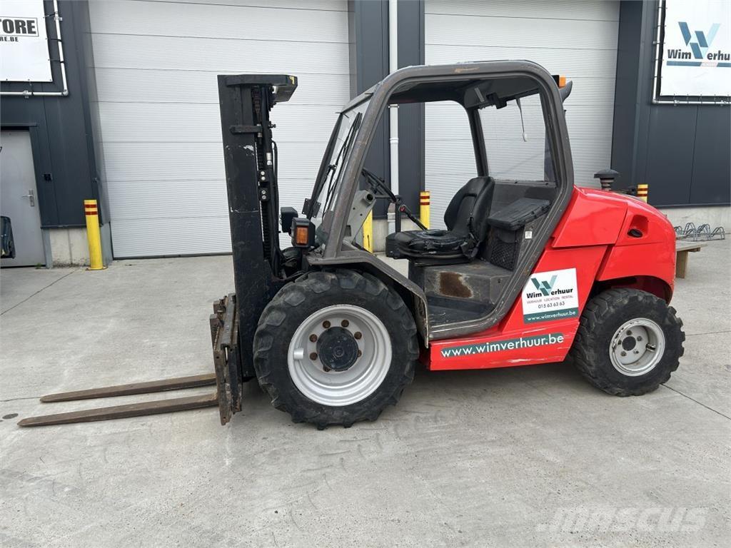 Manitou MH25-4 Terenski viličar