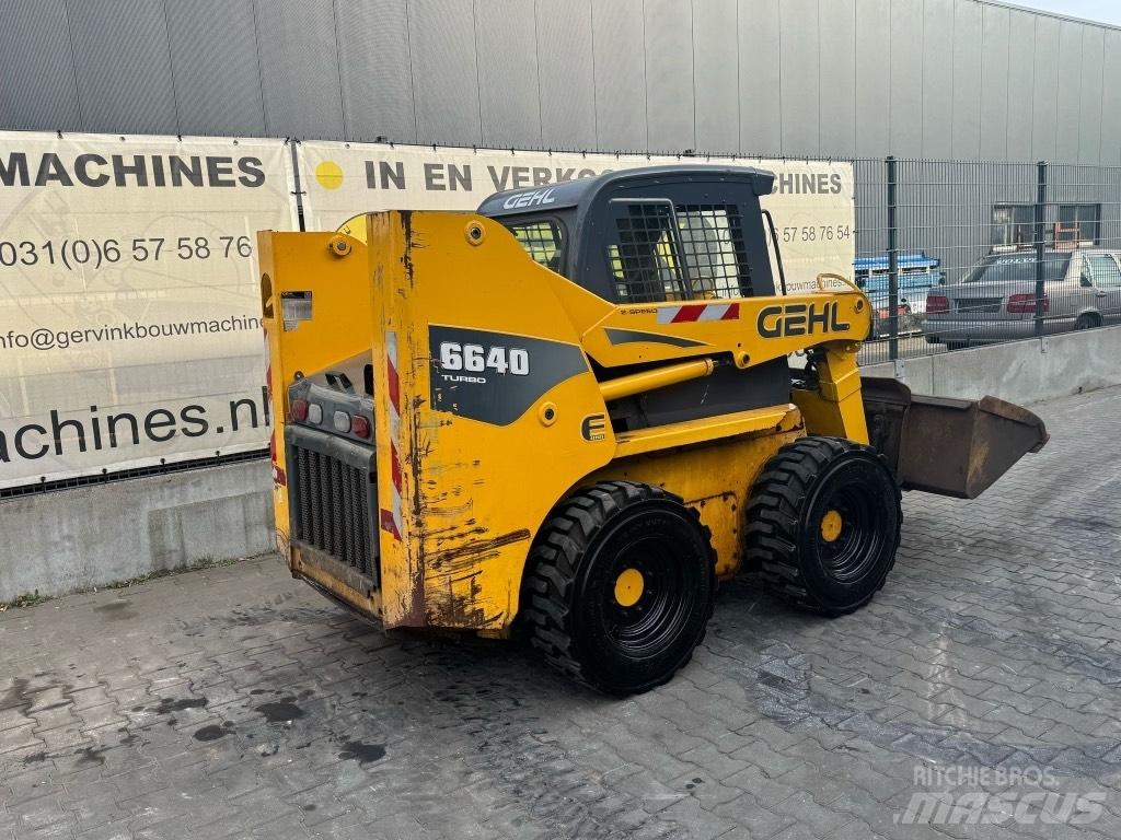 Gehl 6640 Skid steer mini nakladalci