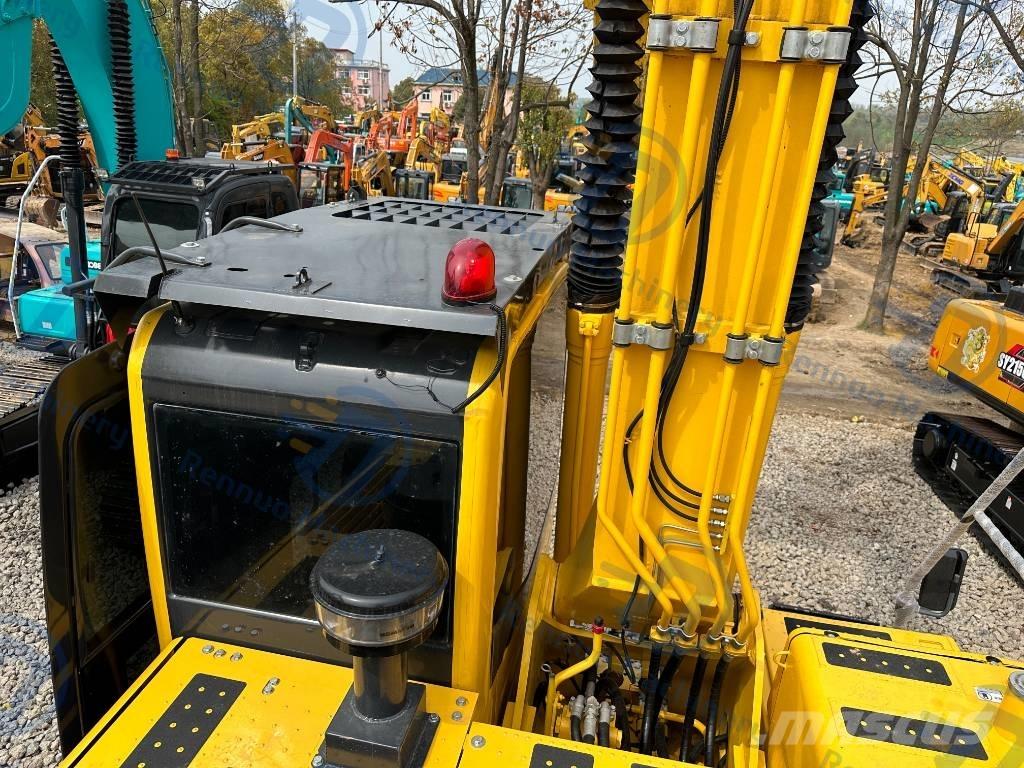 Komatsu PC 220-8 Bagri goseničarji