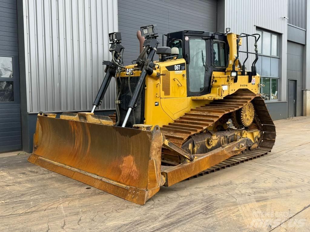 CAT D6T LGP Buldožerji goseničarji