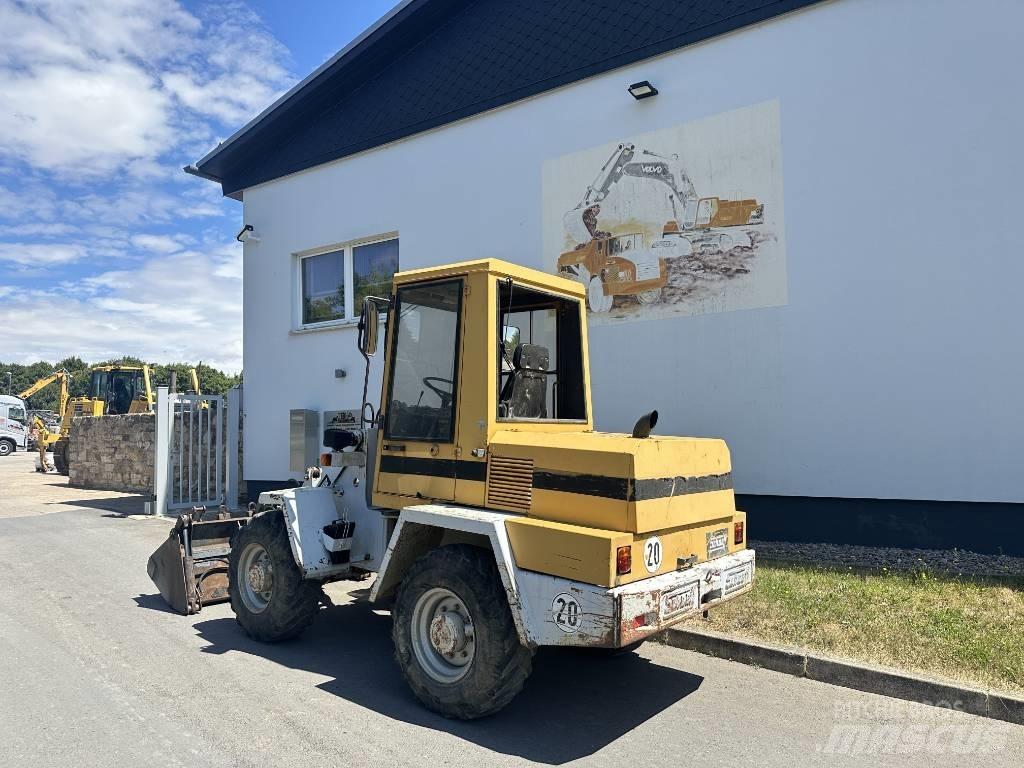 Schaeff SKL 832 Kolesni nakladalci