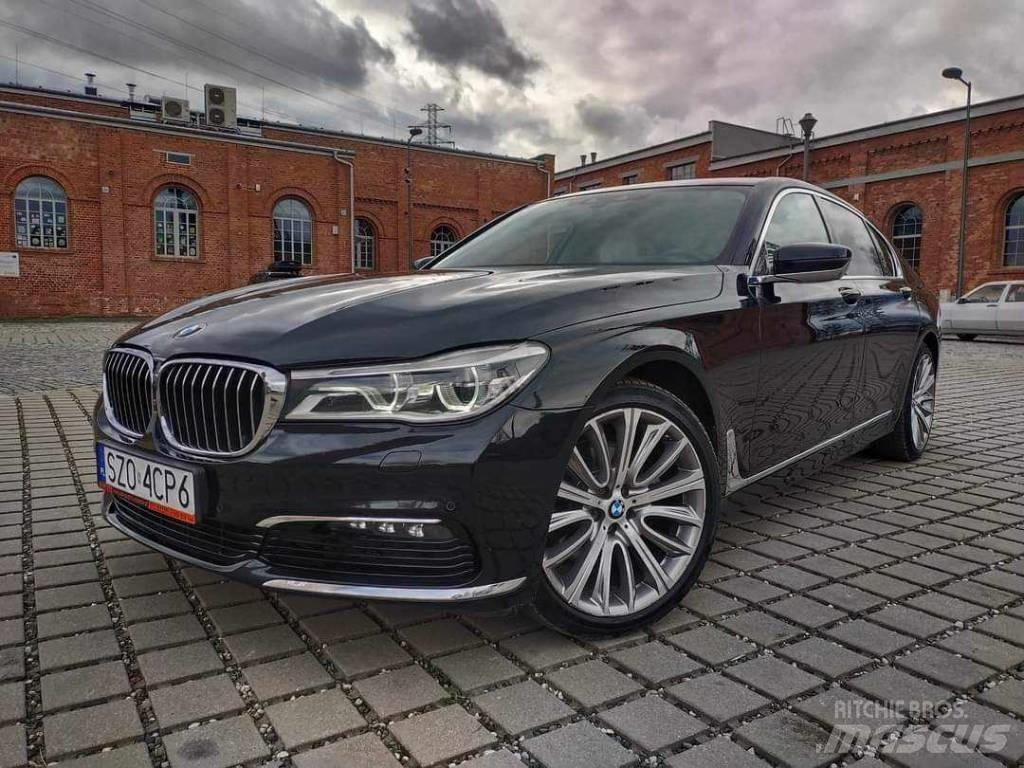 BMW 730D Avtomobili