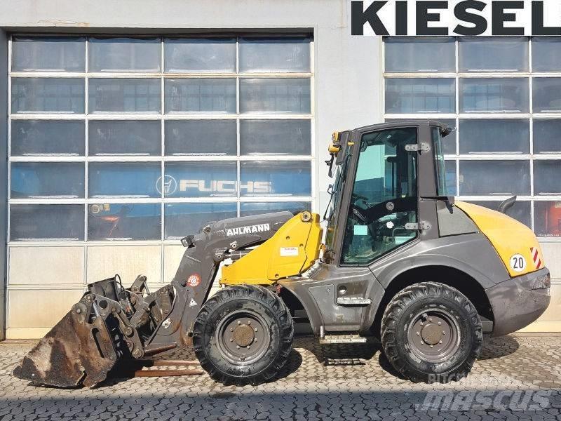 Ahlmann AS 900 Kolesni nakladalci